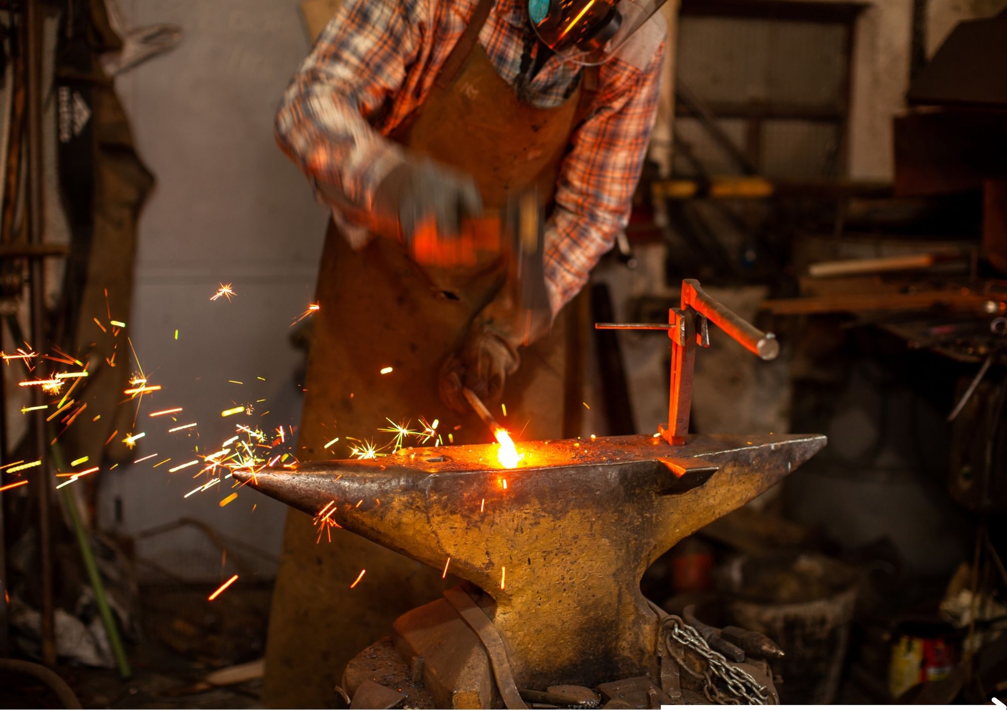 DEMİR DOĞRAMA MAKİNELERİ